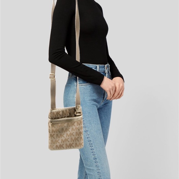 Michael Kors Beige and Gold Messenger Bag - Picture 3 of 9